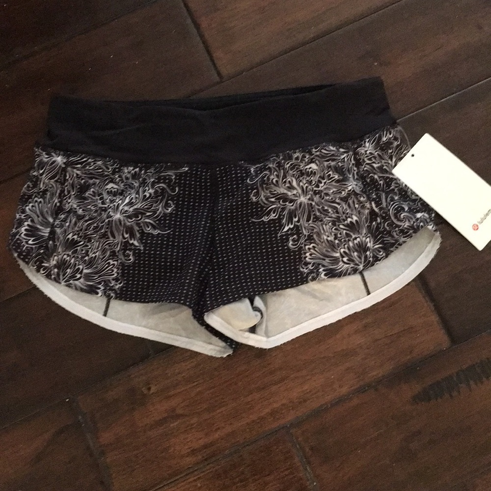 Lululemon speed short 6